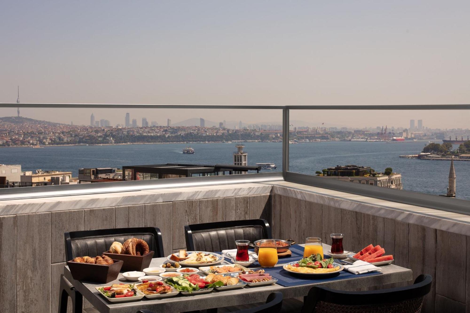 Decamondo Galata, A Tribute Portfolio Hotel Istanbul Eksteriør bilde Turkish breakfast